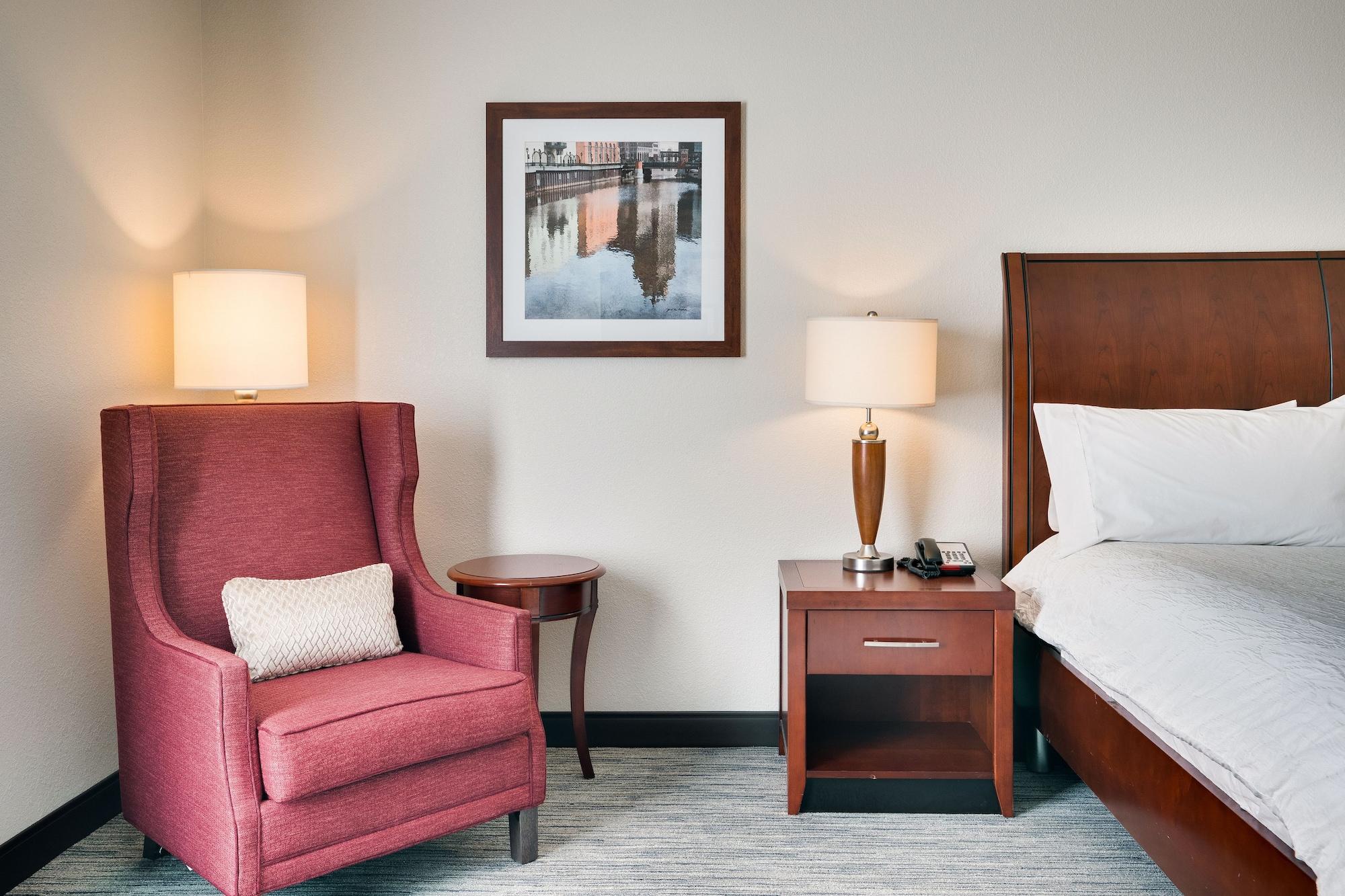 Hilton Garden Inn Milwaukee Airport Экстерьер фото