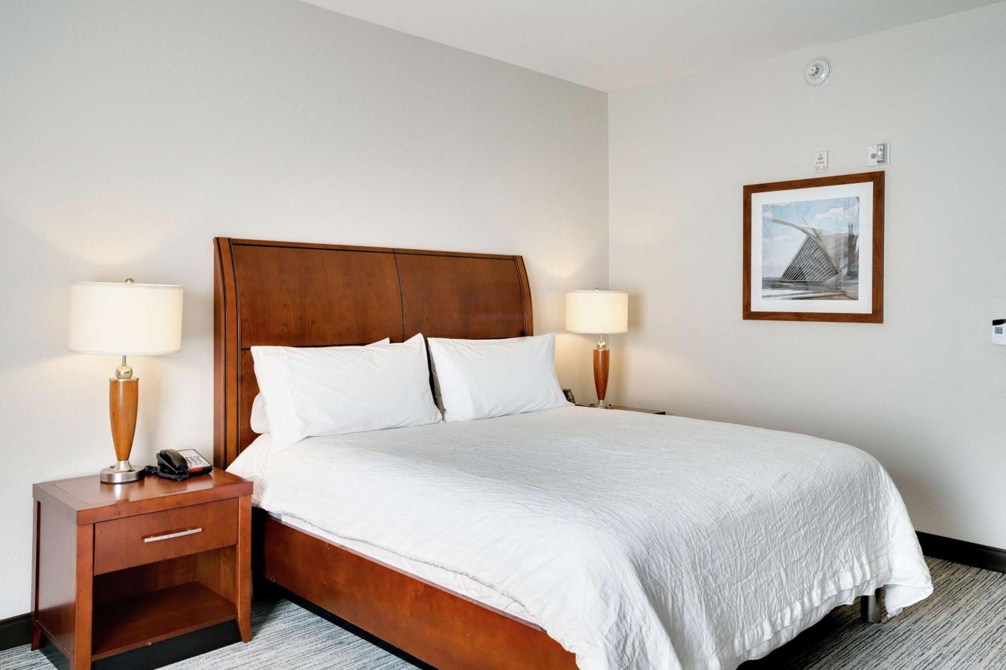 Hilton Garden Inn Milwaukee Airport Экстерьер фото