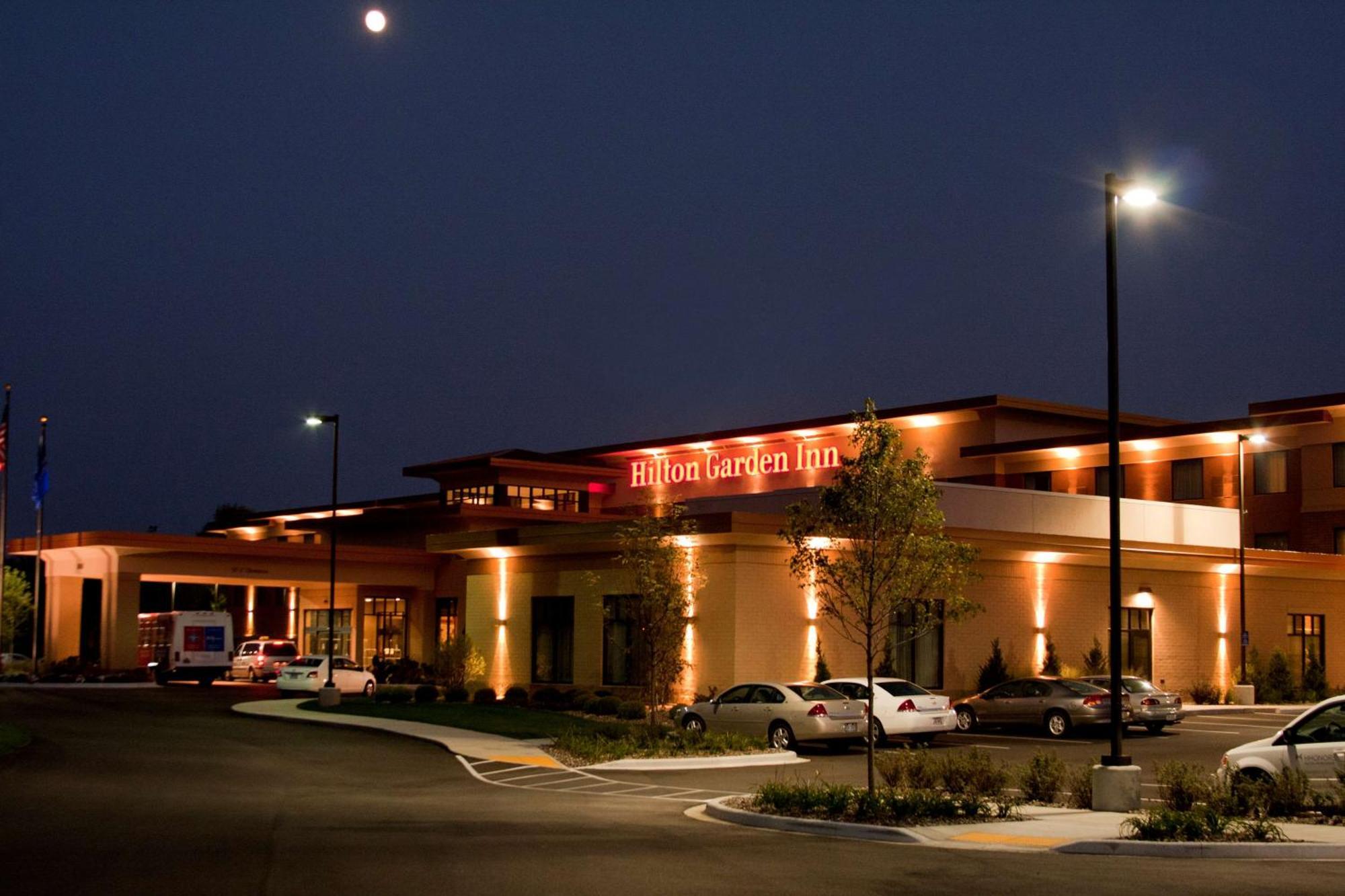 Hilton Garden Inn Milwaukee Airport Экстерьер фото