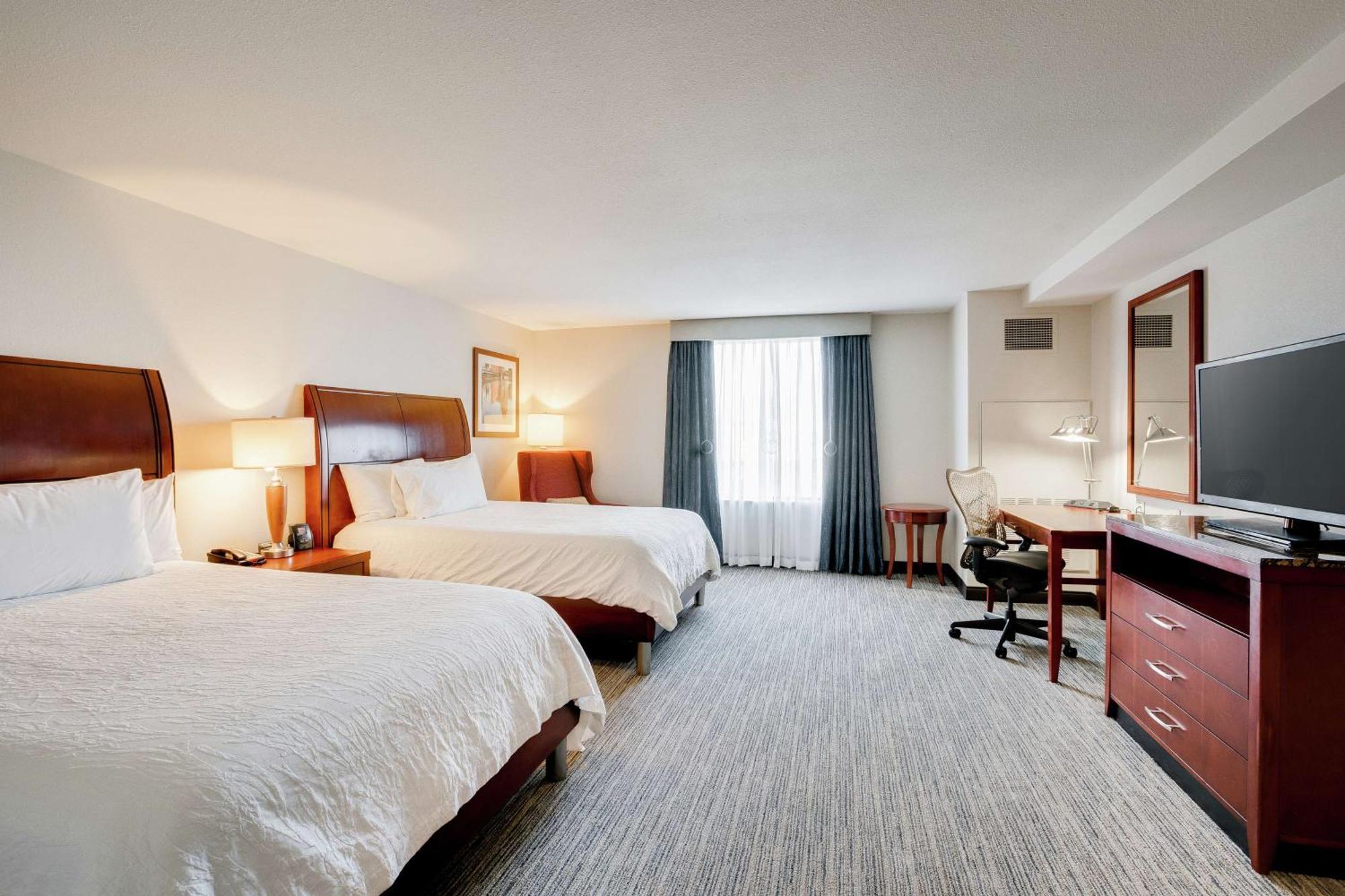 Hilton Garden Inn Milwaukee Airport Экстерьер фото